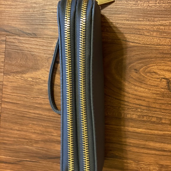 Blue wallet. New - Picture 2 of 3